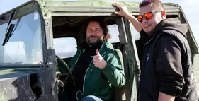 Jízda ve vojenském speciálu Humvee foto
