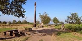 Bájný vrch Náklo - 265 m n. m. foto