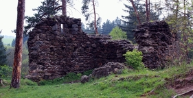 Zřícenina hradu Mitrov foto