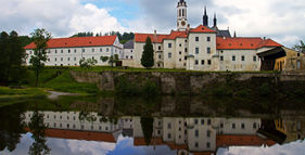 Cisterciácký klášter foto