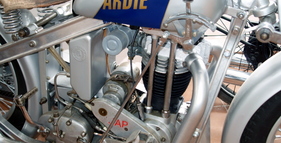 Muzeum historických motocyklů foto