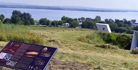Naučná Archeostezka Dolní Věstonice - Pavlov foto