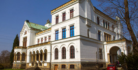 Muzeum modelové železnice na zámku Trmice foto
