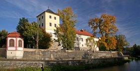 Městské muzeum na zámku Horažďovice foto